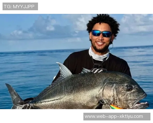 西蒙斯转型创业成功收购南佛罗里达帆船垂钓俱乐部引关注