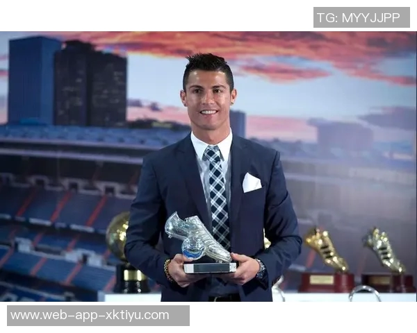 巴萨在加泰足协颁奖典礼上荣获六项大奖成最大赢家