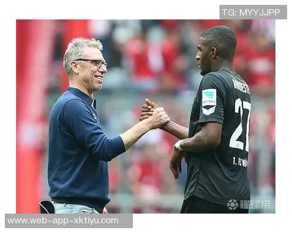 科隆主帅赞孔帕尼内心柔软如熊渴望成为他那样的人 科隆主帅赞孔帕尼内心柔软如熊渴望成为他那样的人